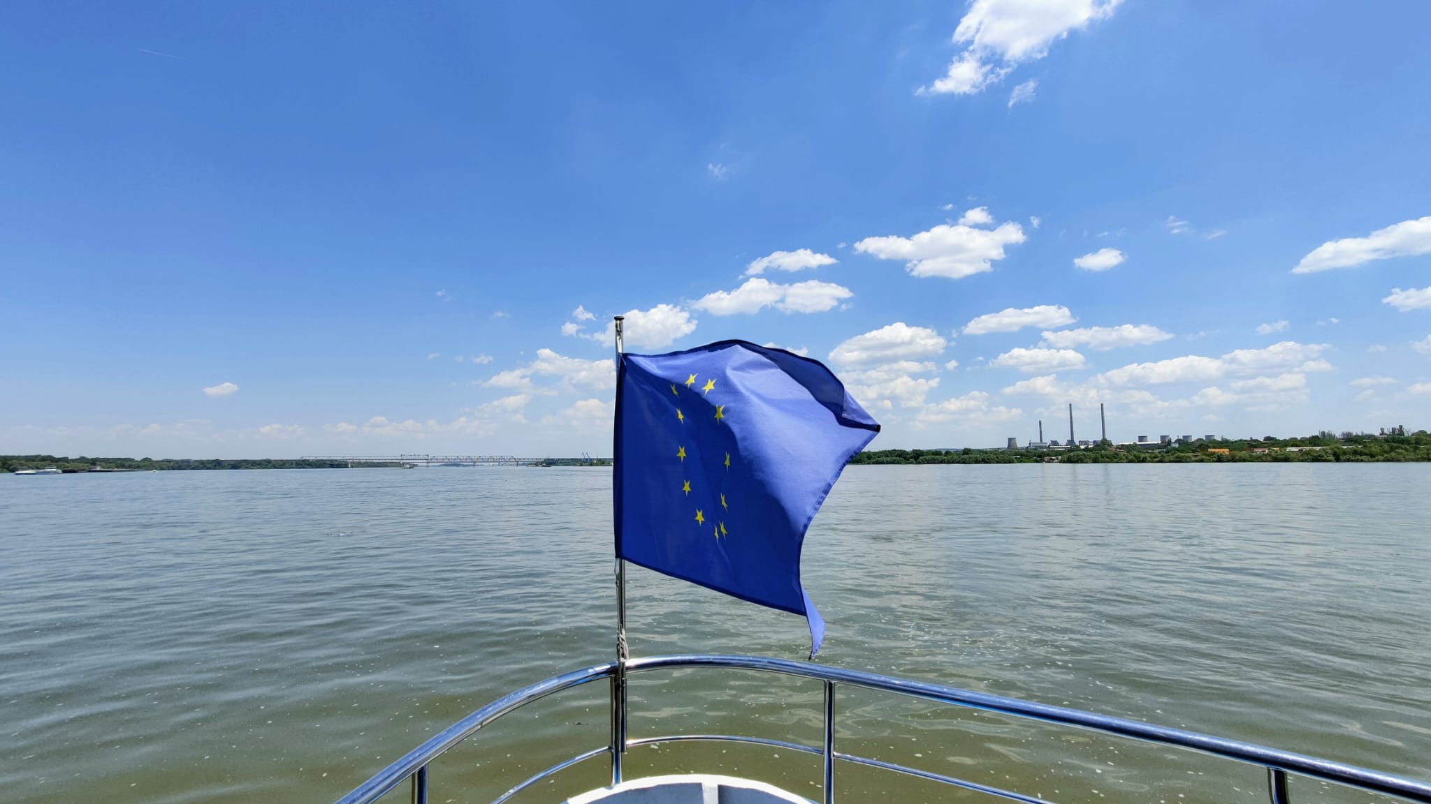 Modern System to Monitor Danube Pollution from Ships: Bulgaria and Romania Launch DANRISS 2