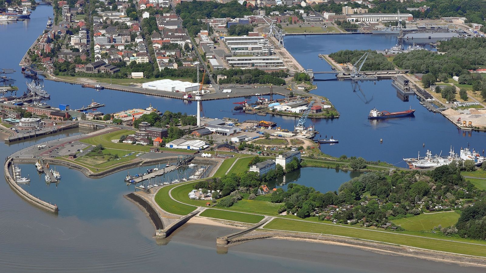 JadeWeserPort Strengthens Cooperation with Austria and Opens New Prospects for Logistics